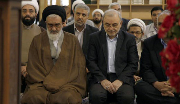 آیین خطبه خوانی حرم مطهر حضرت معصومه(س) با حضور کارکنان دولت برگزار شد