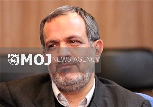 مسجدجامعی: در خانه رشیدی خستگی ما در میرفت