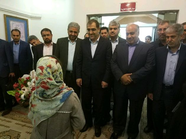 افتتاح مرکز درمان بیماریهای ریوی در کرمانشاه/ رونمایی از 5 داروی درمان هپاتیت و ایدز