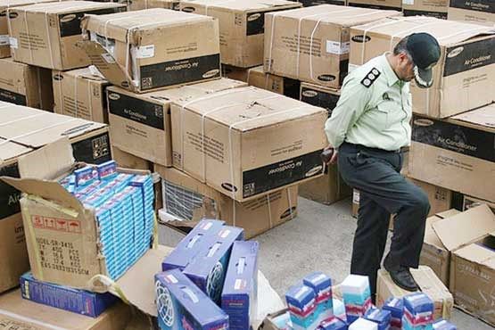 توقیف ۱۳ خودروی سواری حامل کالای قاچاق با ارزش یک میلیارد و 417 ریال