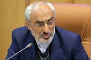 ملت ایران همیشه در برابر آمریکا ایستاده است