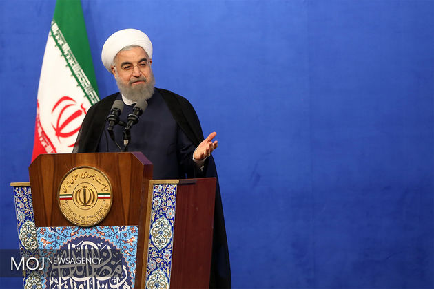 روحانی: شهامت میخواهد کسی برای مصالح جامعه اسلامی در برابر دشمنان دست صلح دراز کند