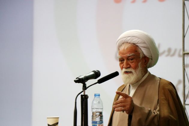 وابستگی به خرافات عامل از بین رفتن بهداشت است/موشهای بندرعباس به گربه ها تنه میزنند