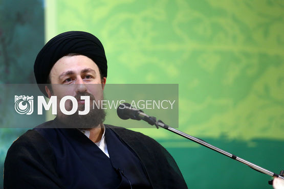 تفاوت امام با عالمان و سیاستمداران دیگر، برخورداری از جوهره «شجاعت» بود