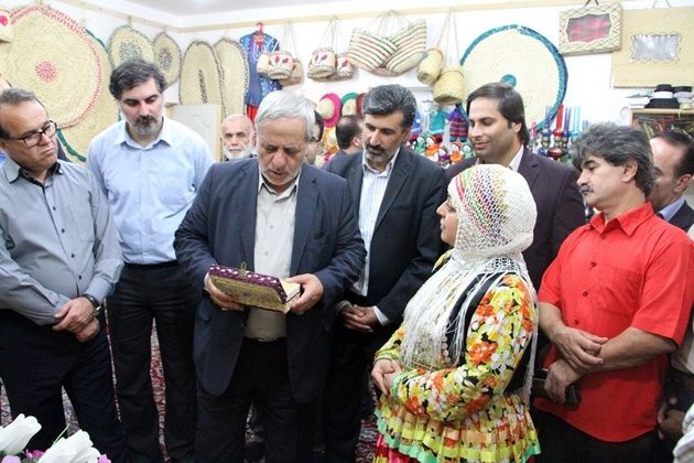 بازدید معاون توسعه روستایی و مناطق محروم کشور از پروژه بومگردی شهرستان رشت