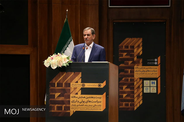 دولت از مسیر خود منحرف نمیشود/نیازی نیست بگوییم مردم اشتباه رأی دادهاند