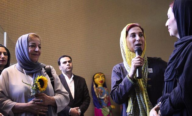 افتتاح نمایشگاه «به یاد استاد» با حضور فاطمه معتمدآریا، دنیا فنیزاده و مرضیه برومند