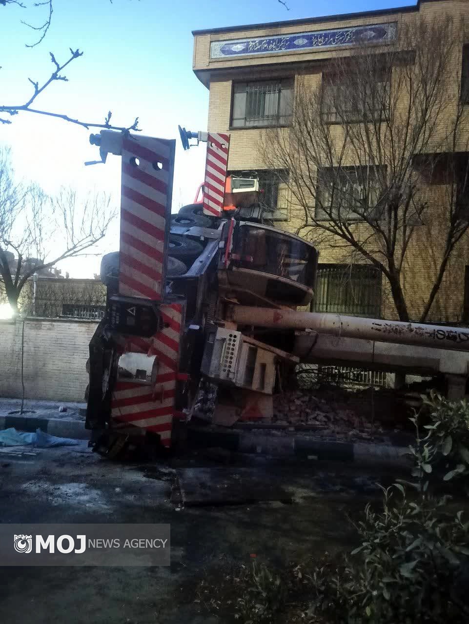 واژگونی جرثقیل