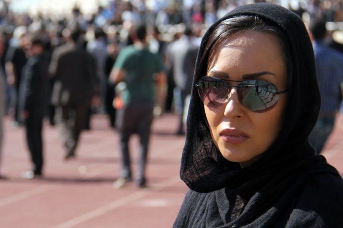 پرستو صالحي