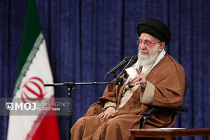 راهپیمایی عظیم ملت در ۲۲ بهمن نشان داد که تهدید نرم‌افزاری دشمن بر این کشور و این ملت کارساز نبوده است + فیلم