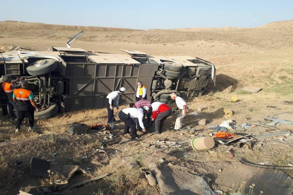 واژگونی اتوبوس