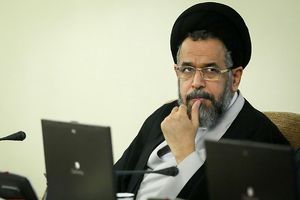 وزیر اطلاعات از خدمات آستان قدس رضوی تقدیر کرد