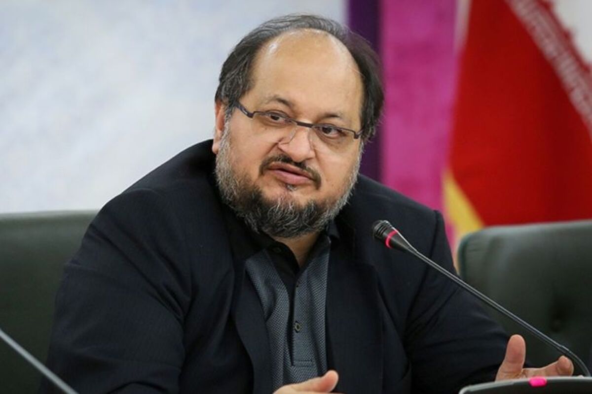 شریعتمداری
