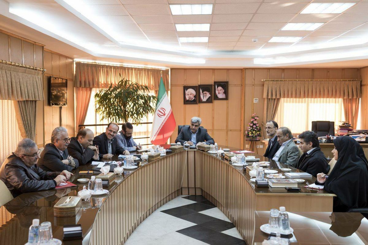 استاندار گیلان در دیدار با مدیران مسئول روزنامه های محلی