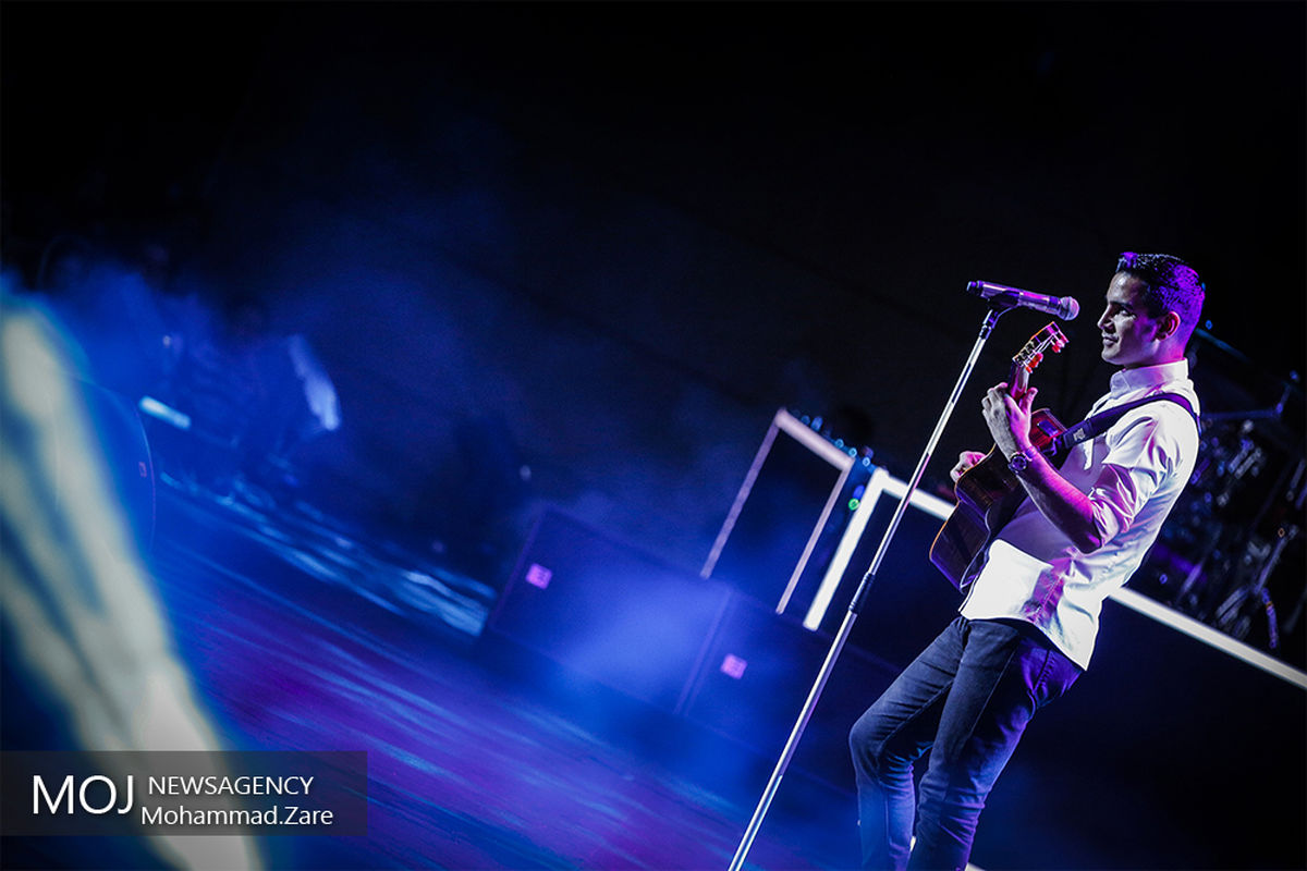 کنسرت محسن یگانه 