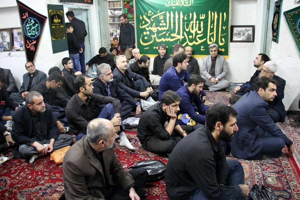 مراسم سوگواری بیت ایت الله رودباری