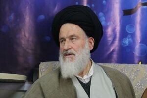 تقویت اقتصاد مقاومتی و حمایت از کالا و سرمایه ایرانی  راه حل برون رفت مشکل اقتصاد کشور است