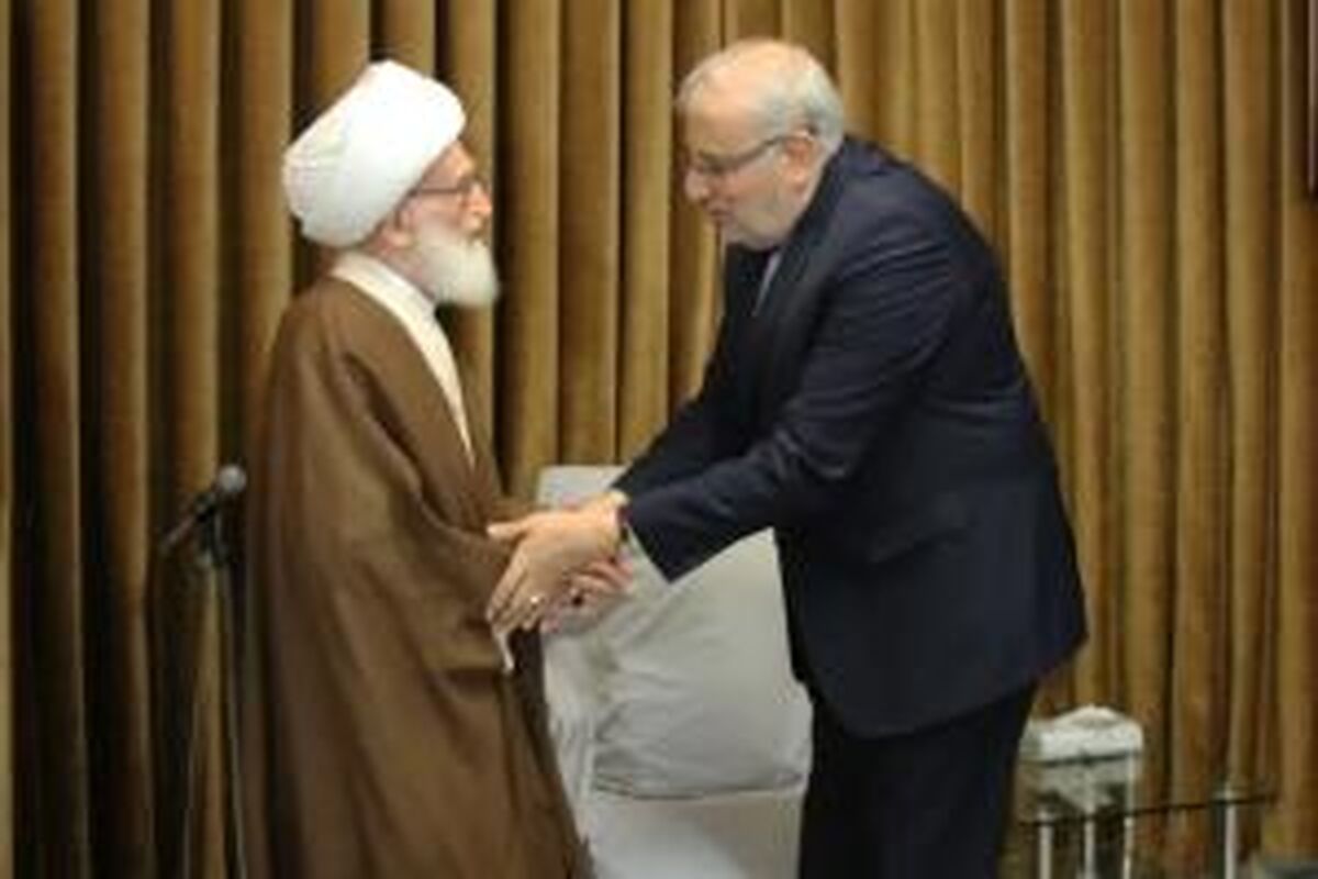 آیت‌الله نوری همدانی