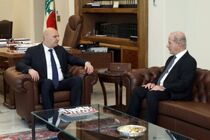 همچنان به لبنان کمک می‌کنیم تا از بحران خود بیرون بیاید