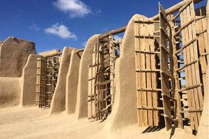 بازدید گردشگران خارجی از جاذبه‌ های تاریخی خواف