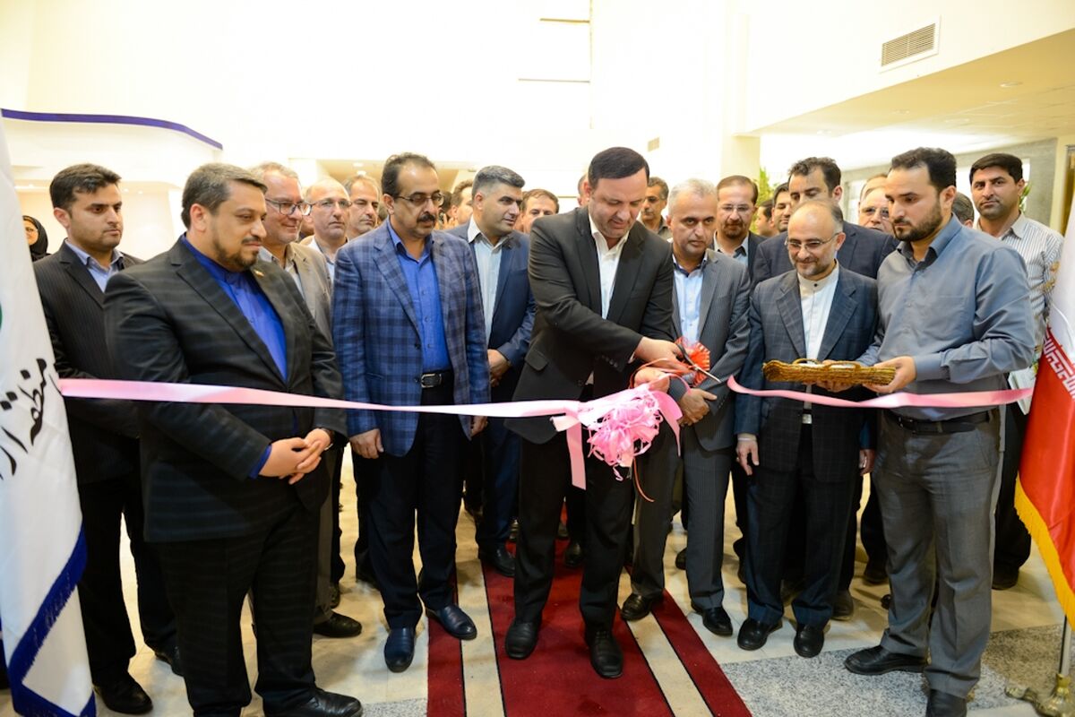 افتتاح نمایشگاه