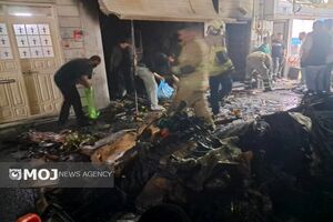آتش سوزی در انبار لوازم سیسمونی عبدل آباد تلفات جانی نداشت