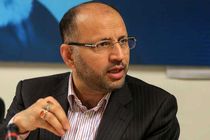 پلیس مردم را به کار غیرقانونی تشویق می‌کند / برای پلیس پراید و پورشه فرقی ندارد