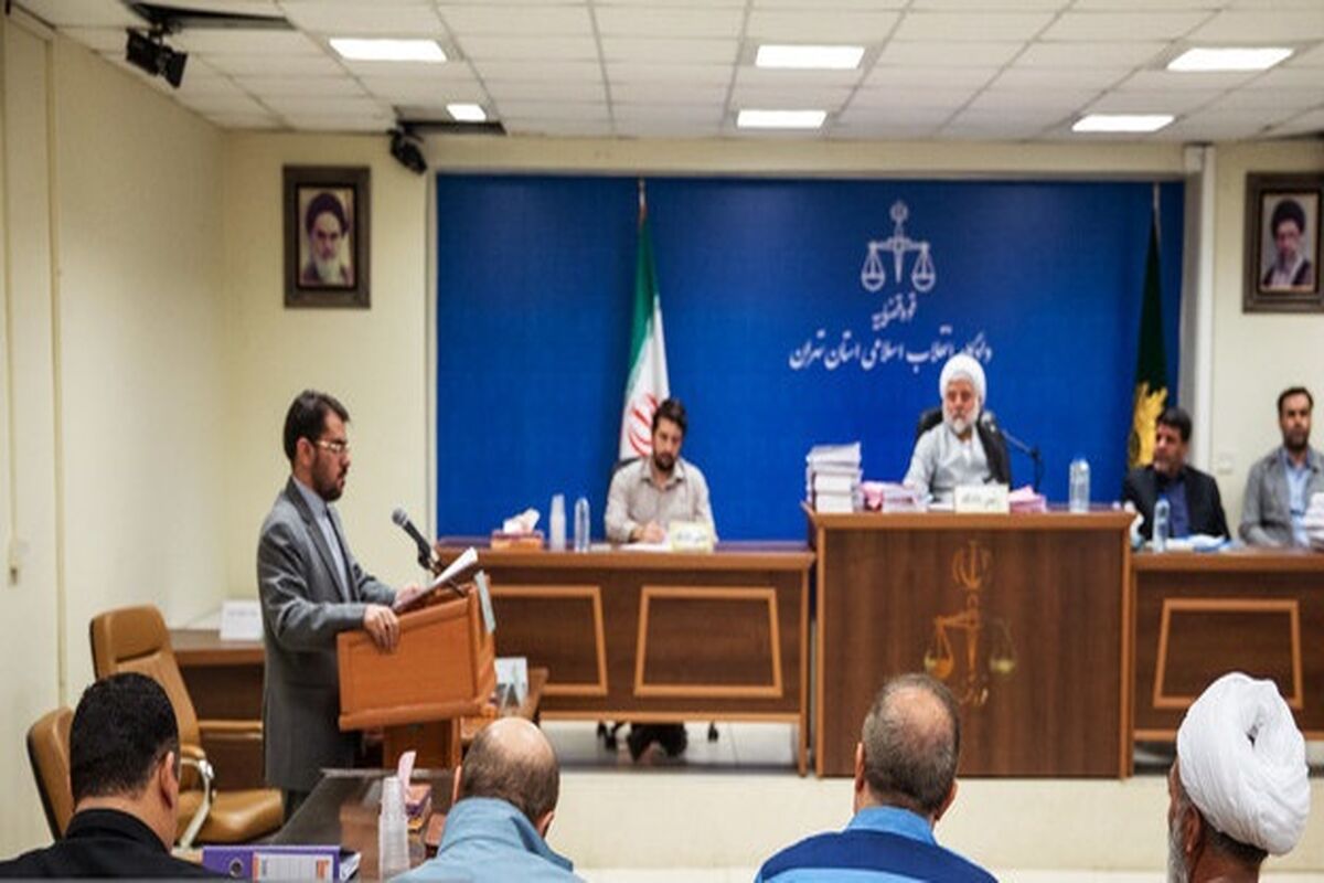 متهم نفتی