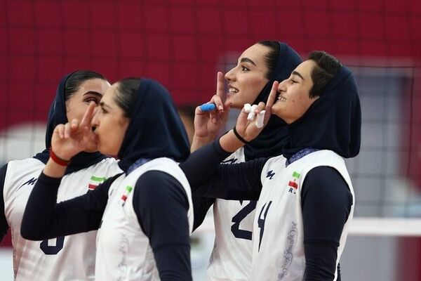 دختران والیبال ایران با شکست فیلیپین فینالیست شدند