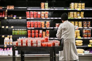 بحران تمام‌عیار اقتصادی در جهان/ تورم افسارگسیخته در آمریکا! + فیلم