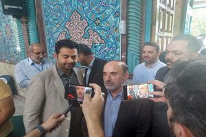 رئیس سازمان مدیریت بحران کشور رای خود را به صندوق انداخت