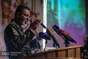 یک دستگاه بارج و یک دستگاه لایروب ارتش به مناطق سیل زده گلستان اعزام 
 می شود