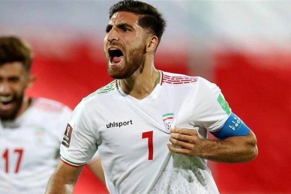 علیرضا جهانبخش غضو امدادگران هلال احمر شد