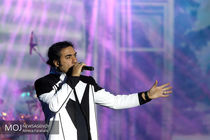 صدای راک در برج میلاد؛ رضا یزدانی به صحنه می‌آید