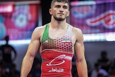 نخودی مقتدرانه قهرمان وزن ۷۹ کیلوگرم کشتی آزاد آلبانی شد