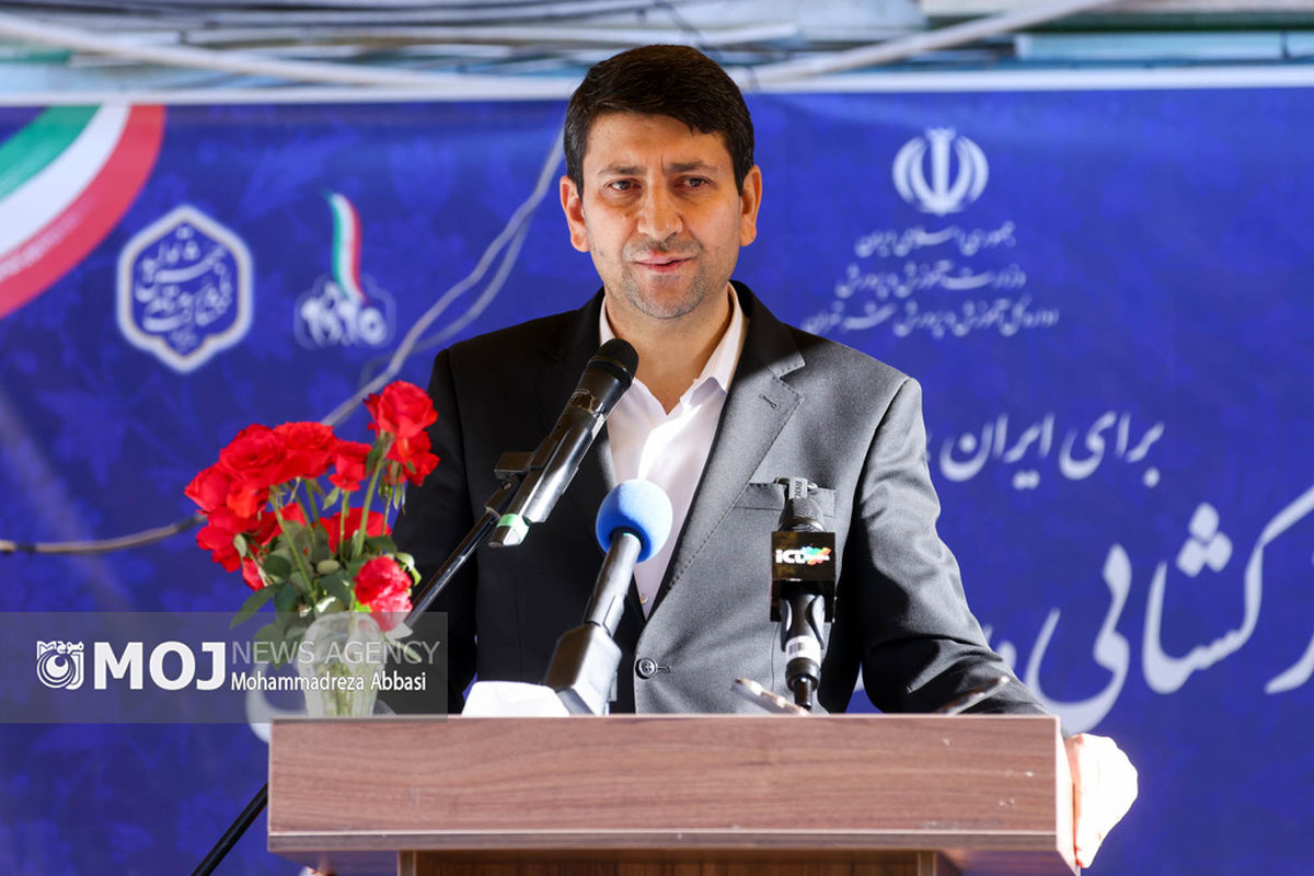 ستار هاشمی وزیر ارتباطات