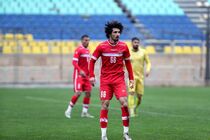 وحدت هنانوف به پیشنهاد میلیون دلاری روی خوش نشان داد
