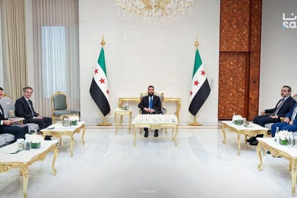رئیس دولت موقت سوریه و گروسی در دمشق با یکدیگر دیدار کردند