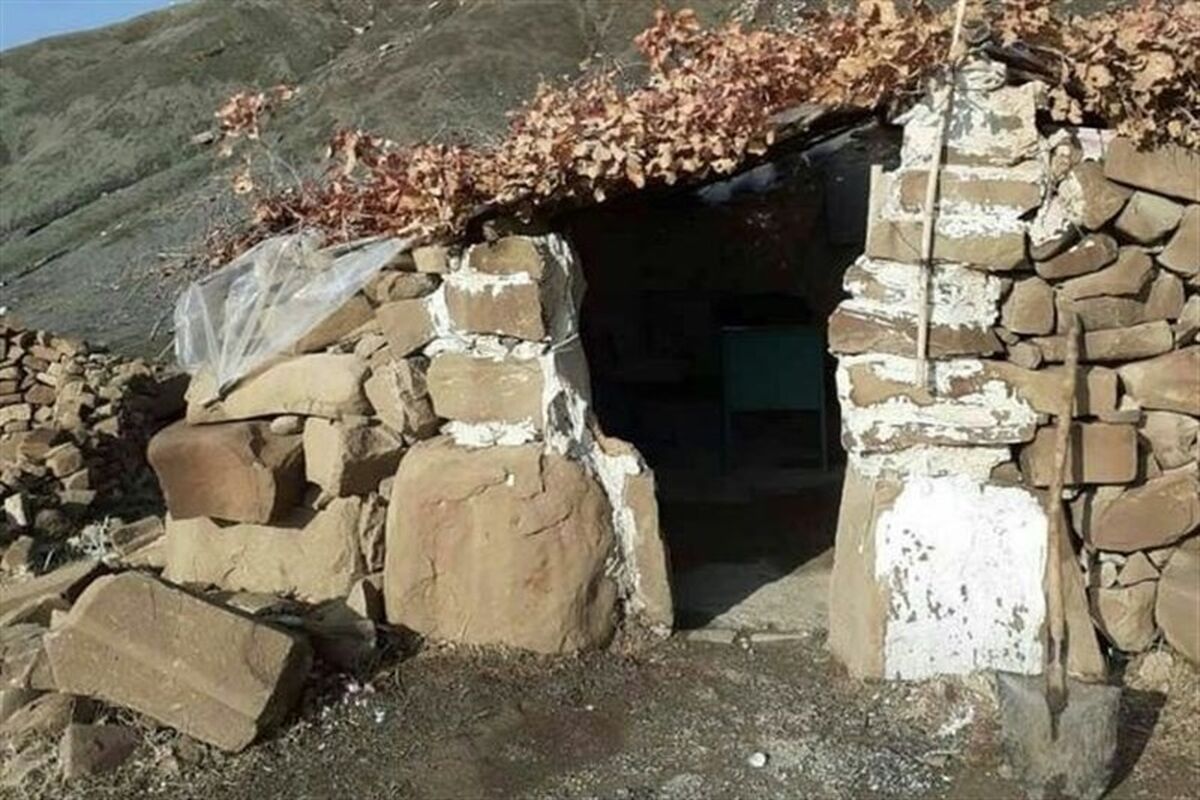 مدرسه سنگی