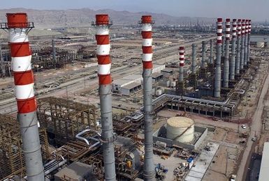 سهم ۴۵ درصدی ستاره خلیج فارس در تأمین بنزین/تعیین تکلیف وام ارزی نزدیک است