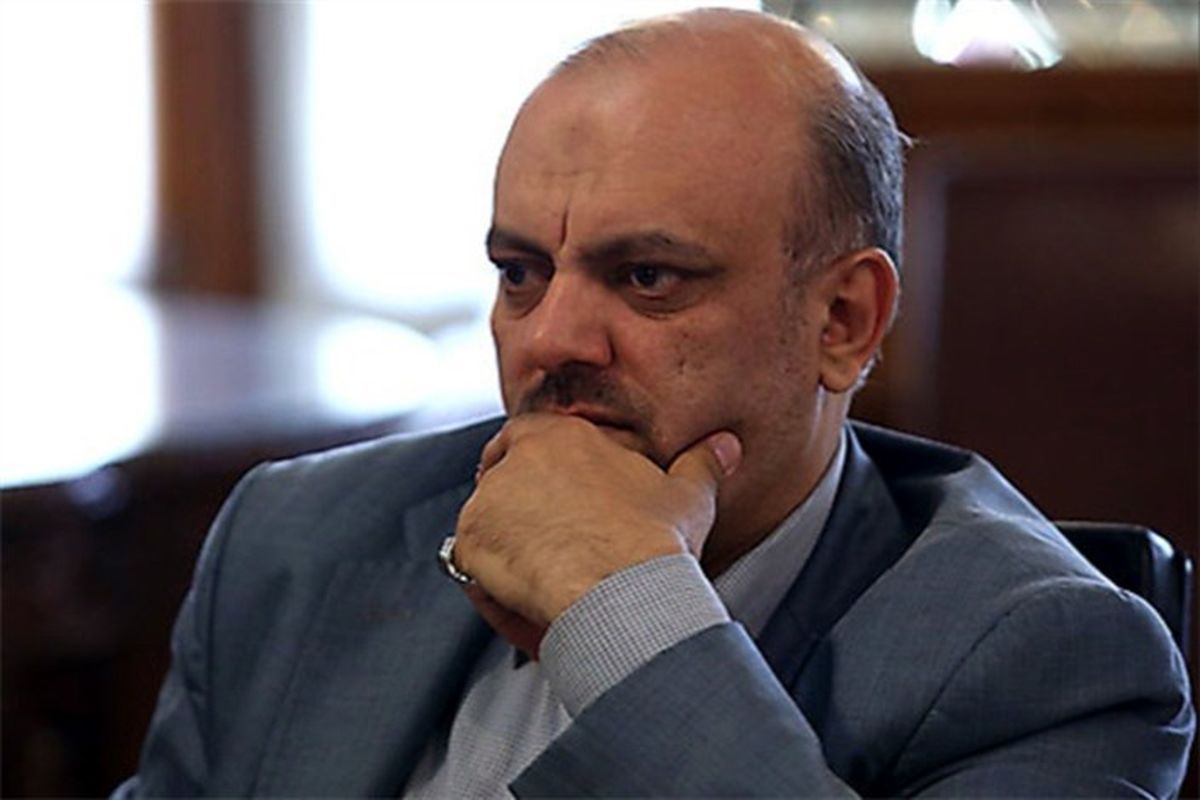 معاون پارلمانی دانشگاه آزاد