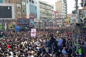 امروز فرزندان پلید ابوسفیان ادامه همان جریان گمراه و ضد بشریت هستند