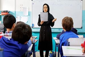 کودکان ایرانی حتی بدون اوراق شناسایی وارد مدارس ابتدایی می‌شوند