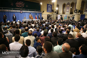 دیدار جمعی از پاسداران با مقام معظم رهبری