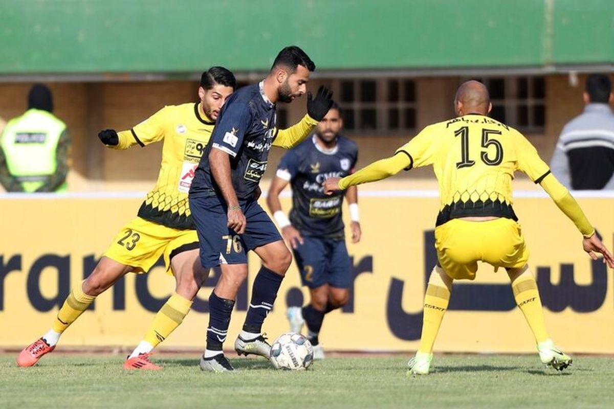 سپاهان اصفهان و چادرملو