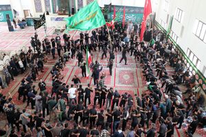 اجتماع عاشورایی عزاداران حسینی در مصلی کیش + فیلم