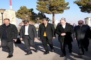 گذر تجار اصفهان با حضور وزیر امور خارجه افتتاح شد