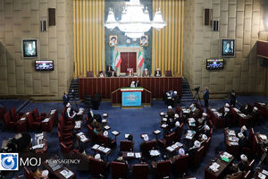 ادای احترام مجلس خبرگان رهبری به بنیانگذار جمهوری اسلامی ایران