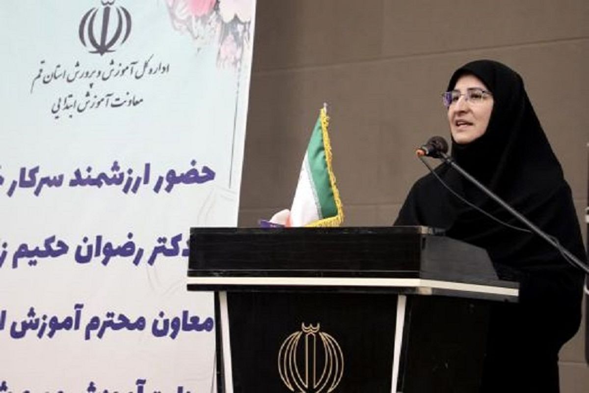 رضوان حکیم زاده معاون آموزش ابتدایی