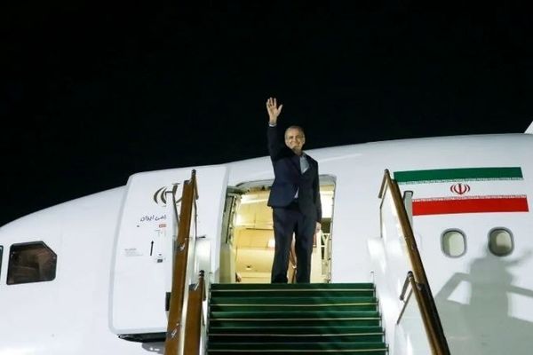 پزشکیان پاکستان را به مقصد تهران ترک کرد